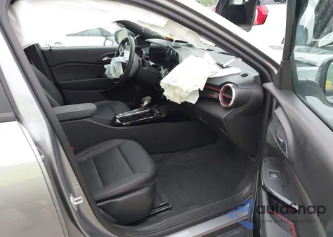 2025 Chevrolet Trax Fwd 2Rs z USA, uszkodzony, nr VIN KL77LJEP8SC120788